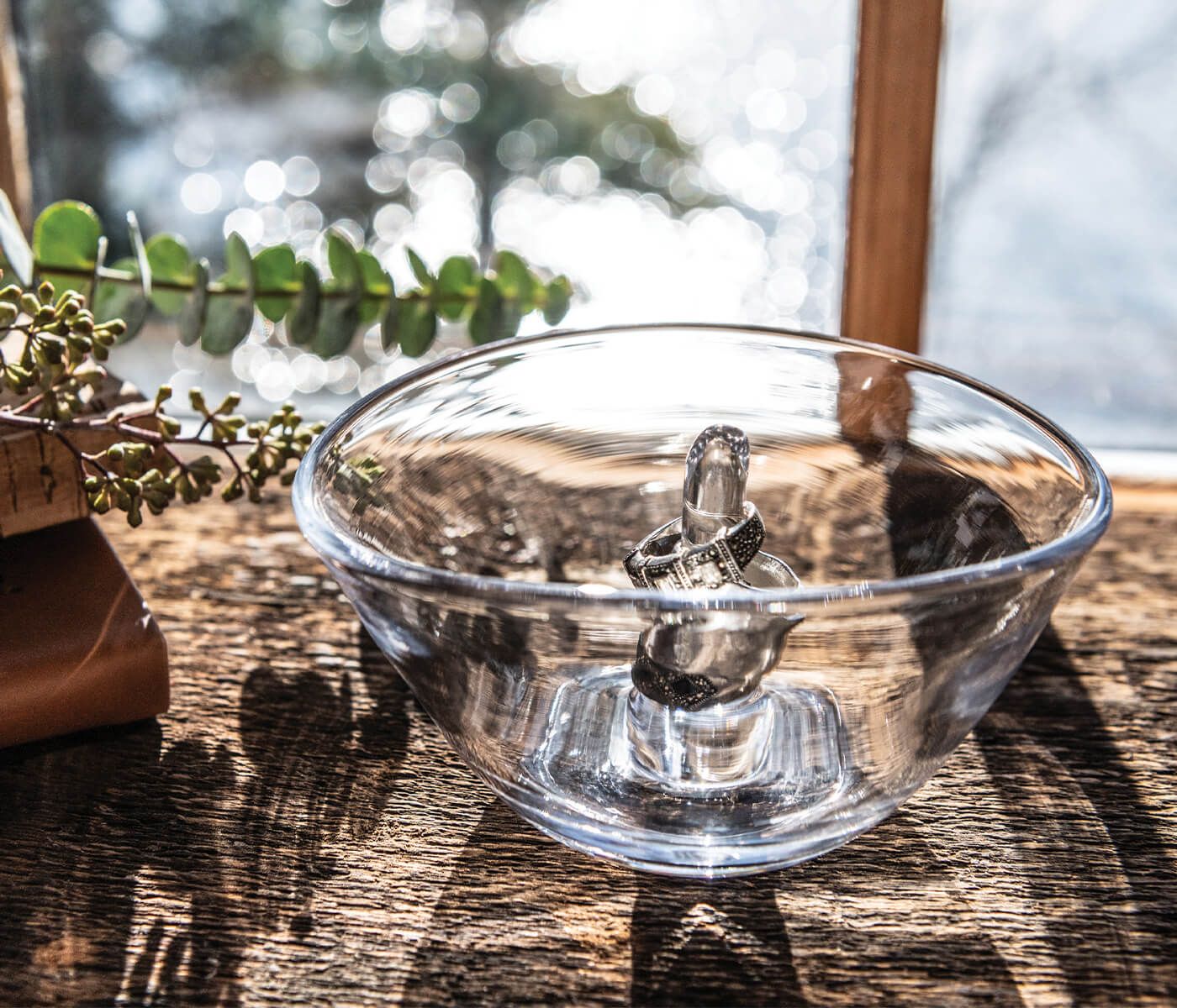 Simon Pearce Champlain Ring Holder