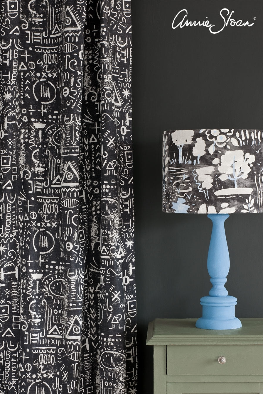 Annie Sloan Chalk Paint, Château Grey