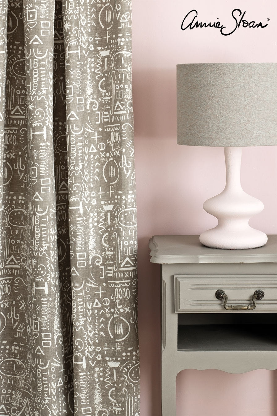 Annie Sloan Chalk Paint, French Linen