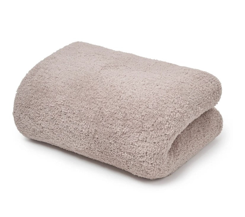 Kashwére Throws (Cloud) - Chenilla Cloud™