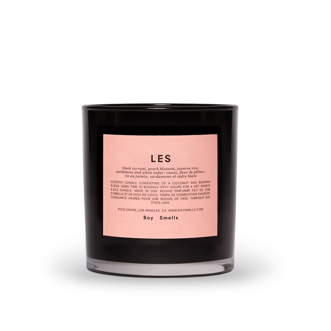 Boy Smells Candle, Les